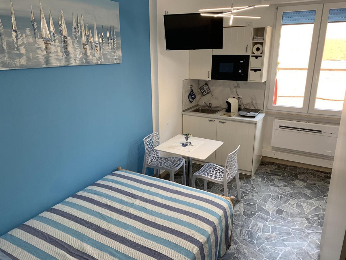 Indipendent Blue Apartment Ferrara Exterior photo